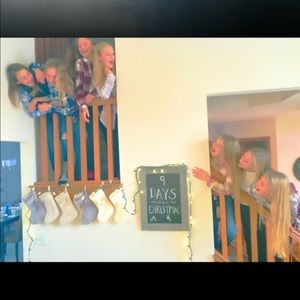 Meet your Posher, Zay